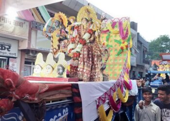 श्रीराम जन्मोत्सव पर्व पर धूमधाम से शहर में निकली शोभायात्रा