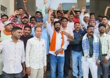 जनगणना ड्यूटी पर सफाईकर्मियों में आक्रोश, नगर निगम में हंगामा
