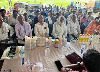 किसानों को पढ़ाया नैनो यूरिया और डीएपी इस्तेमाल का पाठ